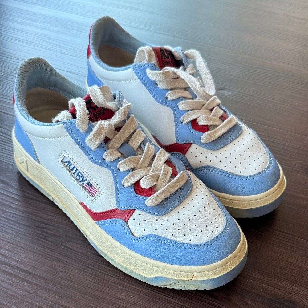 Autry Super vintage women's sneakers 37